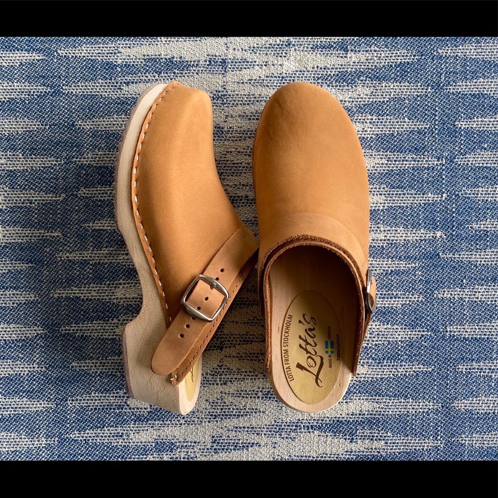 Lotta Classic Low Clogs brown oiled nubuck 9.5